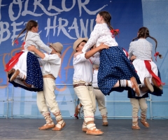 Slezskoostravský hrad roztančí festival Folklor bez hranic