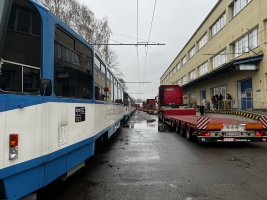 Prvních šest tramvají z celkově 25 darovaných odjíždí z Ostravy na Ukrajinu